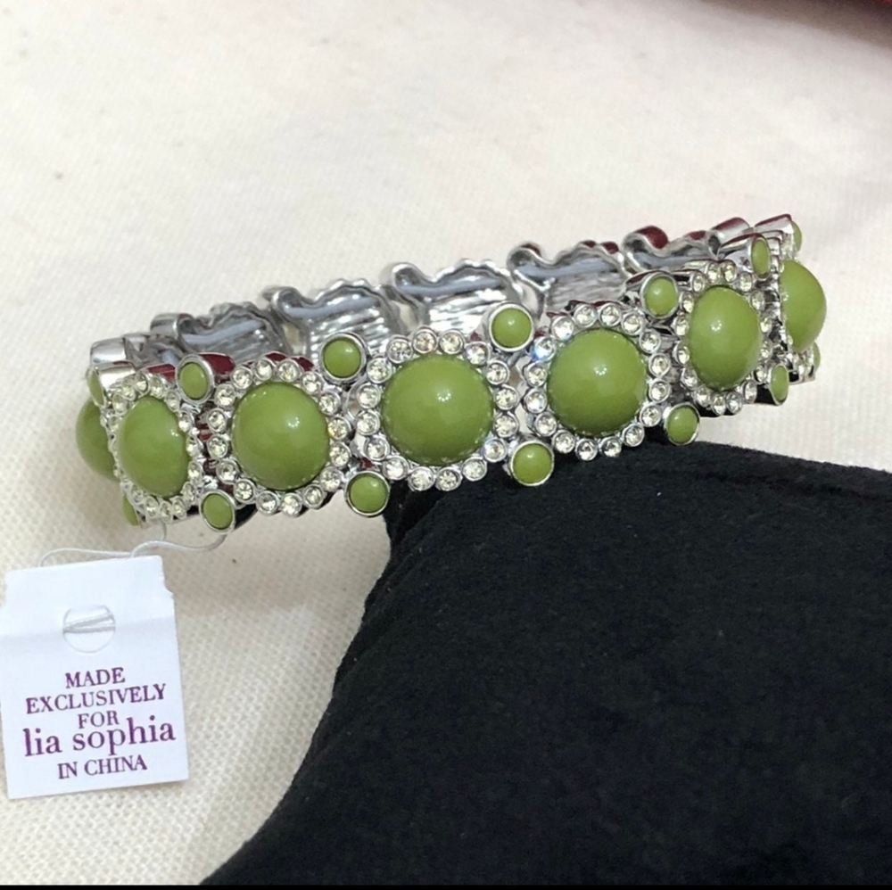 Lia sophia stretchable bracelet